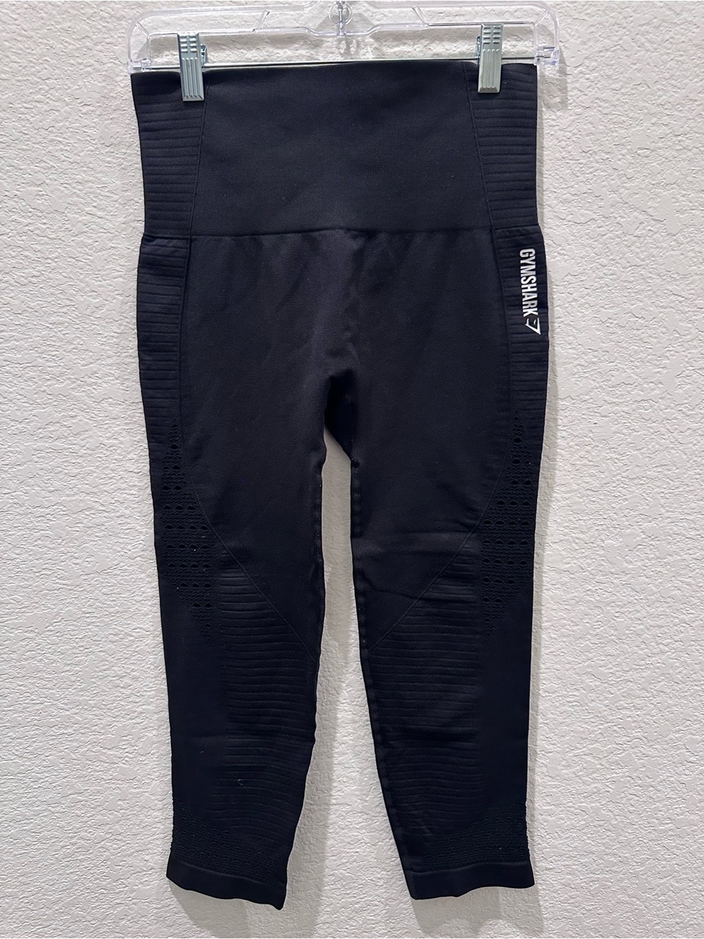 Gymshark Energy+ Seamless Cropped Leggings Black High Waist Eyelet Mesh Small